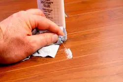 Glue For Laminate Flooring A Simple, What Kind Of Glue For Laminate Flooring