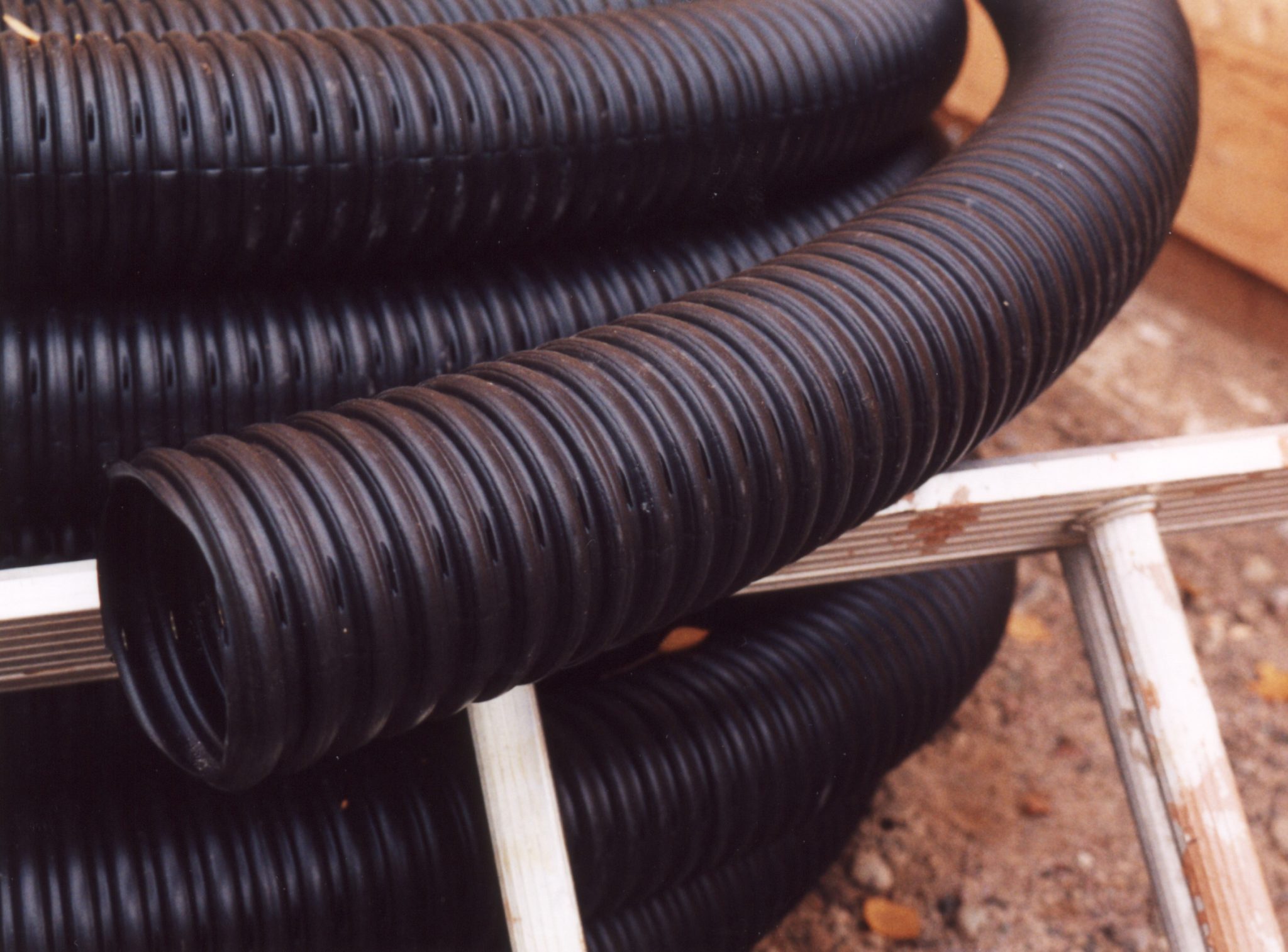 How to Make Your Own Stair Railing With a Router - Baileylineroad