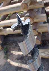 ships_auger_close175x250