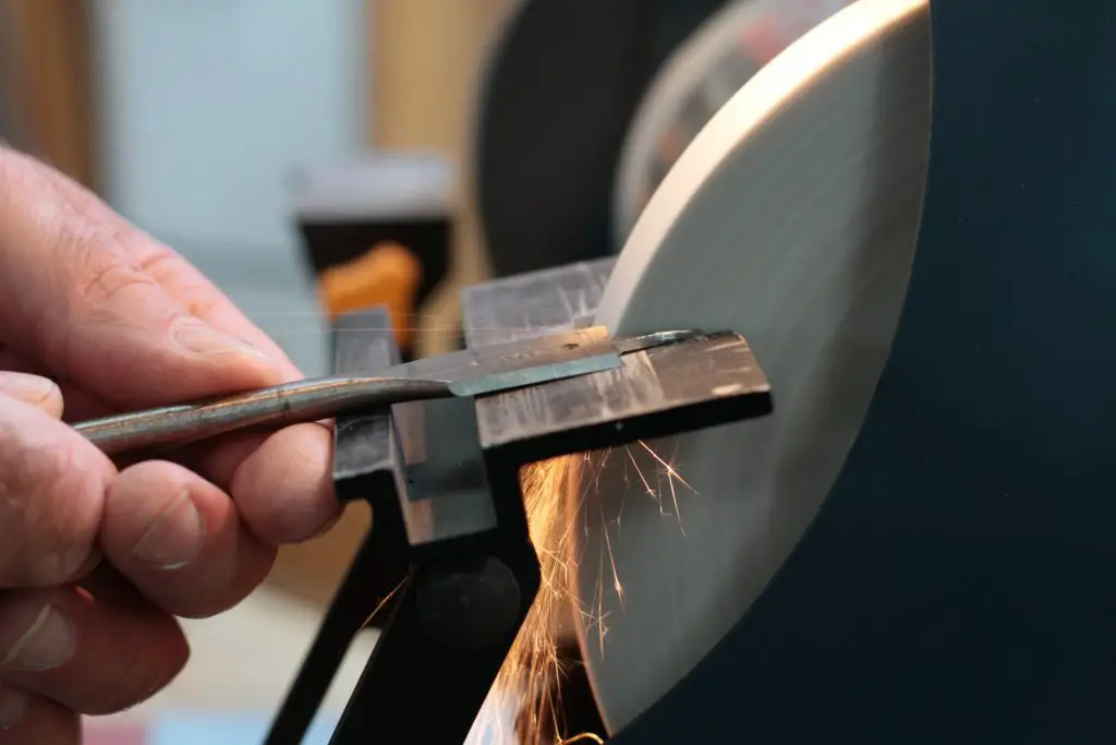 Sharpening tool with sparks flying