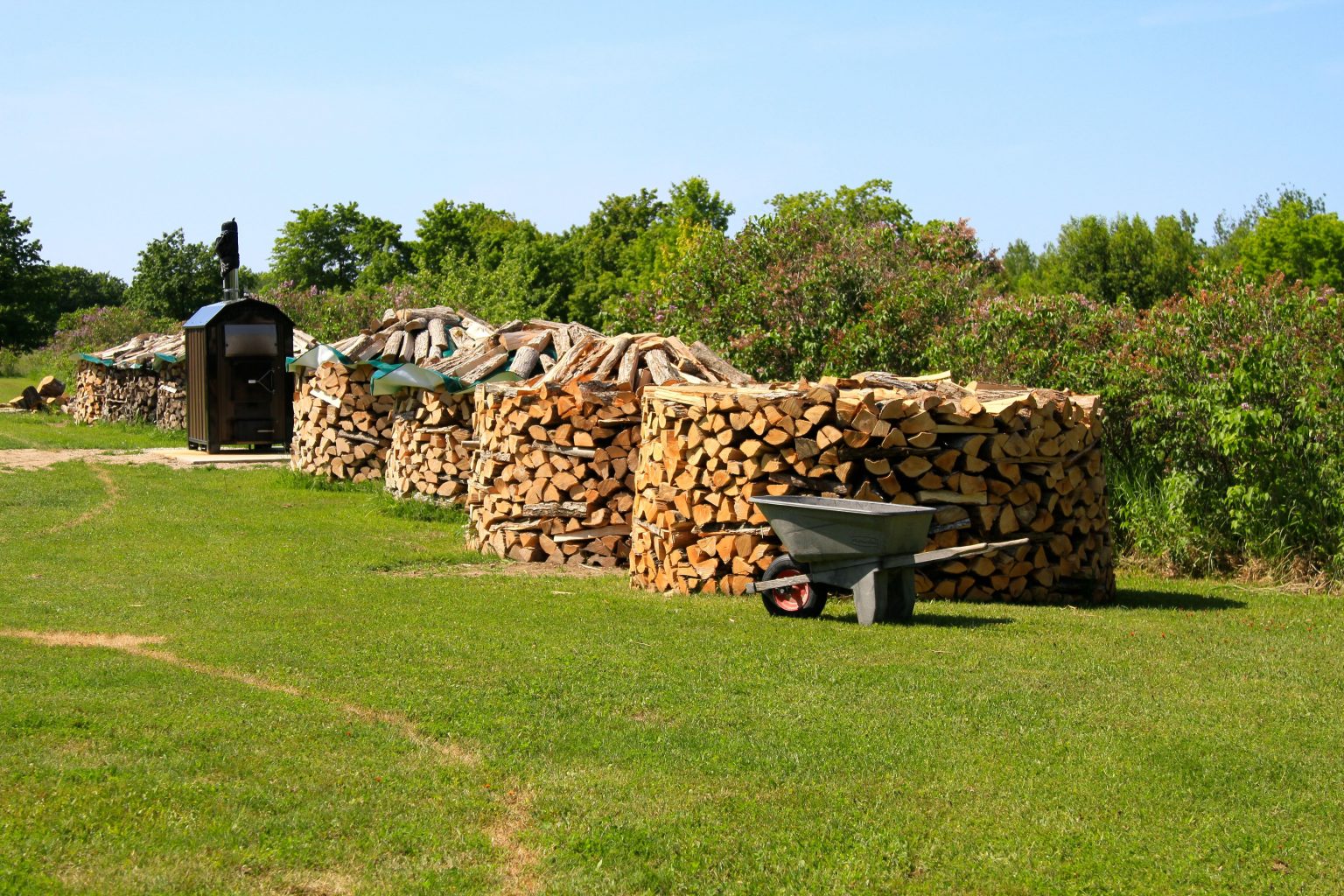 5 Reasons Stacking Firewood in Round Piles Is Better - Learn How to Do It