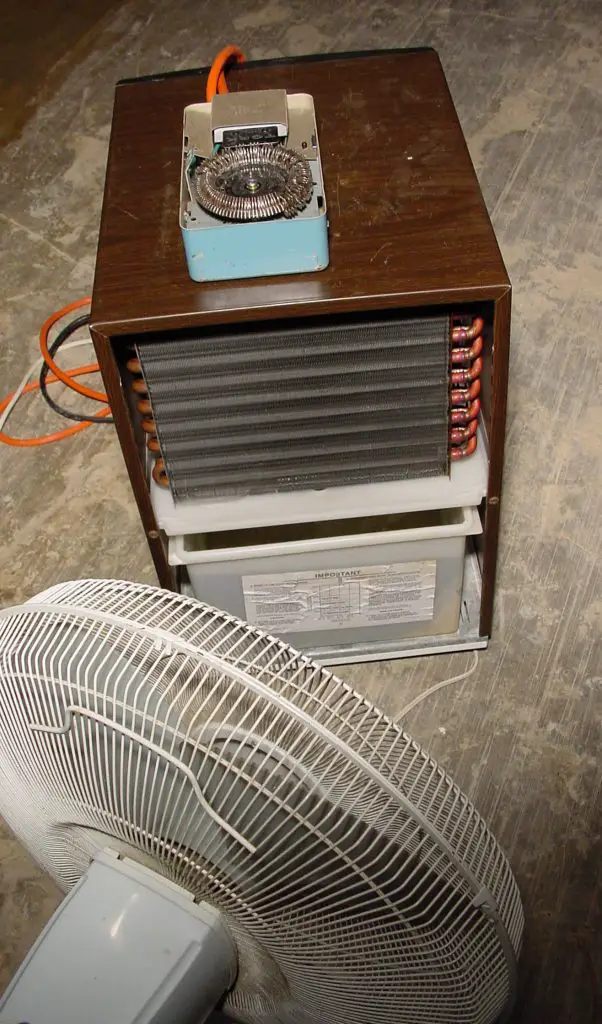 how to lower humidity in basement