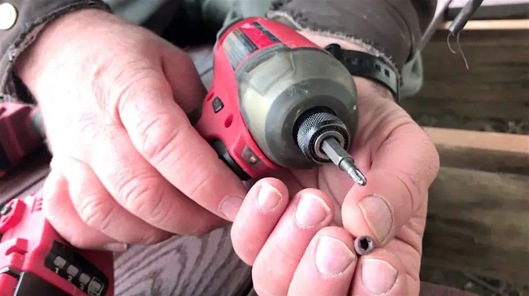 BAILEY LINE LIFE EPISODE#2 – Great Rubber Boots, Amazing Deck Screw, New Woodcutting Tools