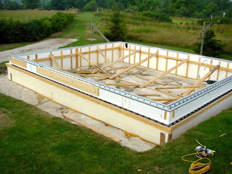 Q&A OF THE WEEK: “Should I Spray Foam on Bedrock Before Building My House?”