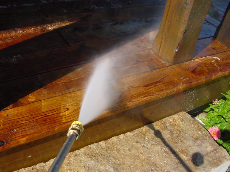 Q&A of the Week: “How Should I Re-Strip a Deck for Refinishing?”