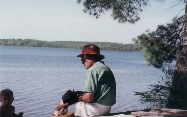 DEALING WITH DEMENTIA: Practical Tips for Living Longer at Home