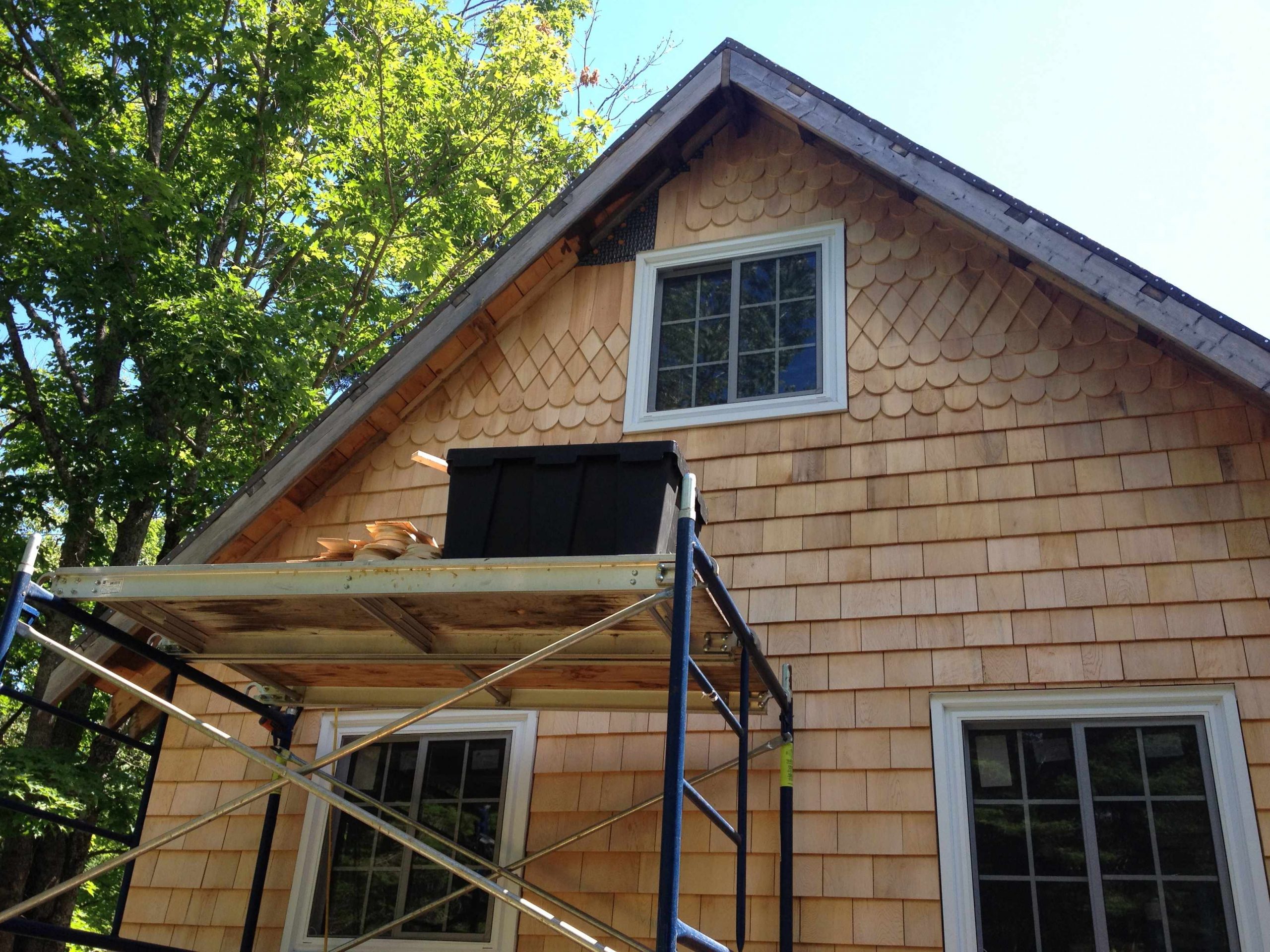 Applying Cedar Wall Shingles - Baileylineroad