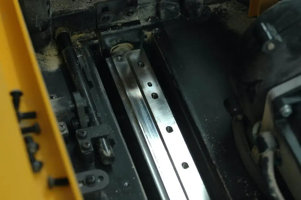 maintaining planer blades