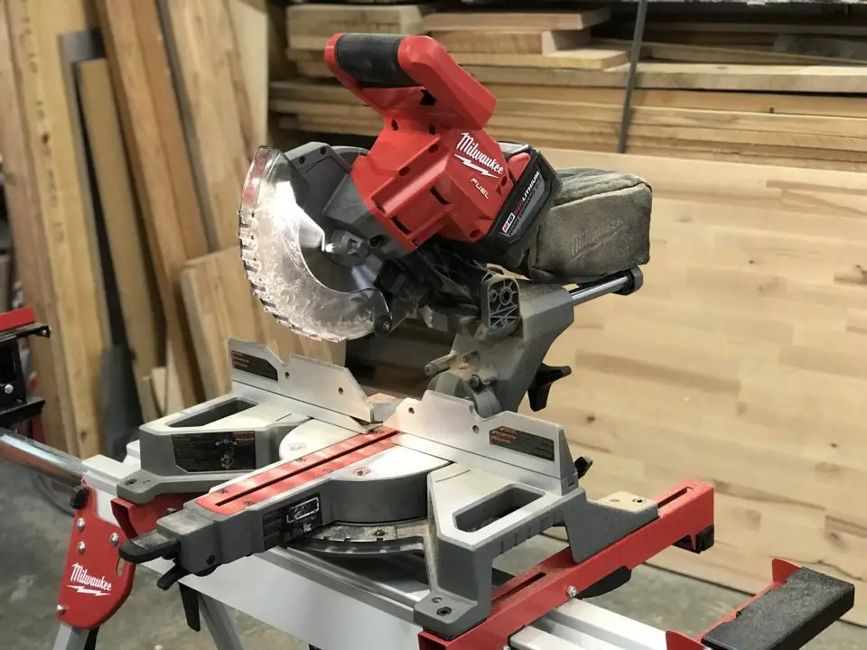 This excellent cordless miter saw can operate all day on a single charge. The unit is small, light-weight and cuts very accurately.
