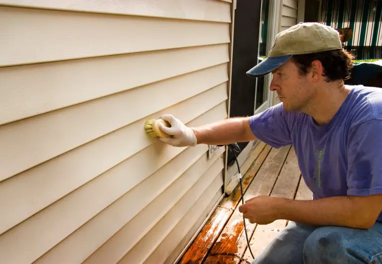 4 Better Ways To Maintain Your Vinyl Siding