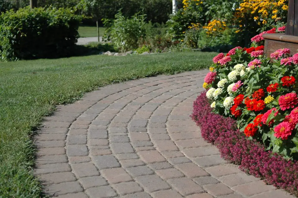 paving bricks