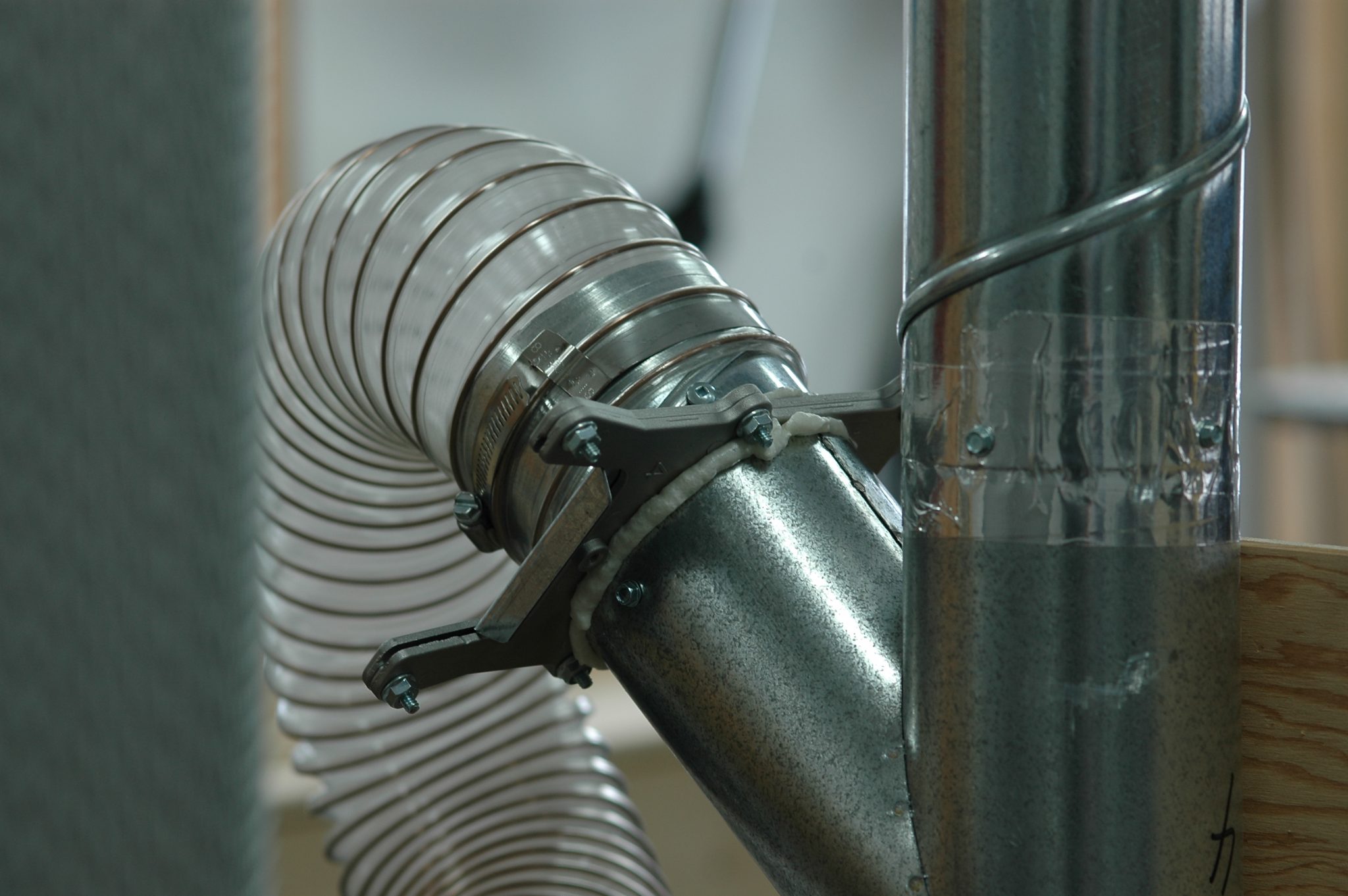 WORKSHOP DUST COLLECTION: How to Choose and Install a System That Works