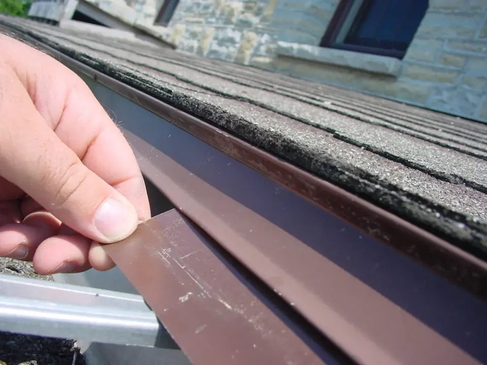 eavestrough