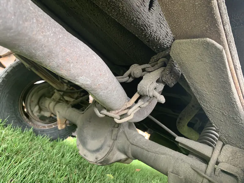 Galvanized chain does an excellent job supporting exhaust parts. This 19 year-old system would have fallen off if weren’t for chains like these.