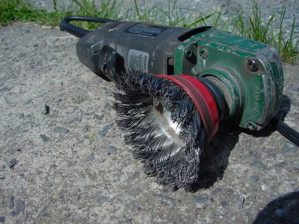 There are many different kinds of wire wheels on the market, but none work nearly as well as this kind. The coarse, twisted bristles are aggressive on loose paint and rust, and they don’t break off and fly around like non-twisted bristles do.