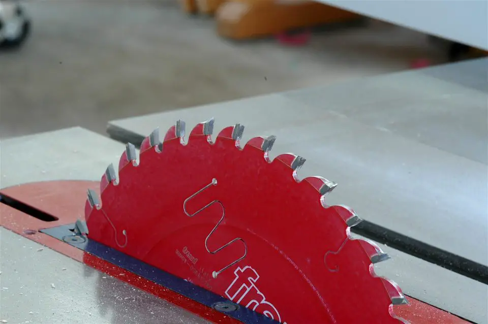 Surprisingly enough, this rather coarse-toothed blade makes exceptionally smooth cuts, both crosscutting and ripping, in hardwood, softwood and sheet goods, but only if kept clean.