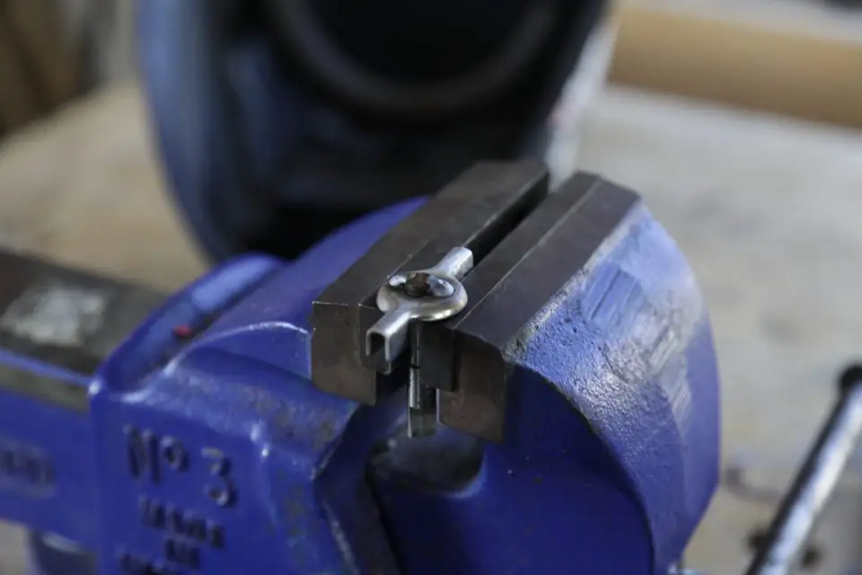 The “arms” you see on top of the vise jaws are now nicely welded to the shaft that it broke off from. A MIG welder is the ideal tool for working with thin or small parts like these.
