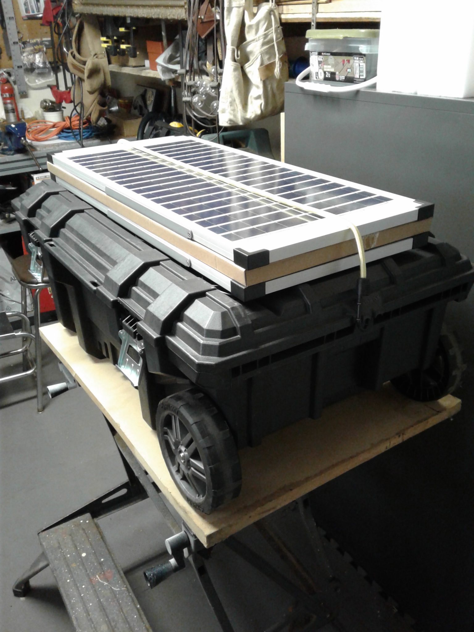 DIY Solar Generators: Build-it-yourself beats ready-made - baileylineroad