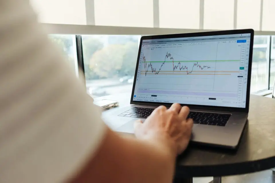 trading charts on computer