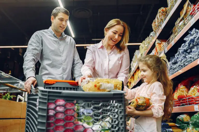 3 Tips for Integrating Sustainable Eating Habits Into Your Family Routine