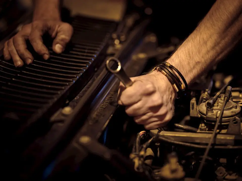mechanic hands