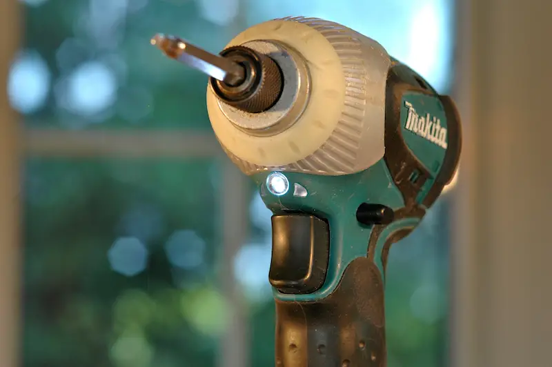 Makita was the first tool company that I noticed to include automatic headlights on some of their cordless tools. These days this feature is found on other brands, but not all.