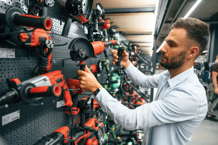 Top 10 Professional Tool Suppliers in Canada: Where Tradespeople Actually Buy Their Equipment